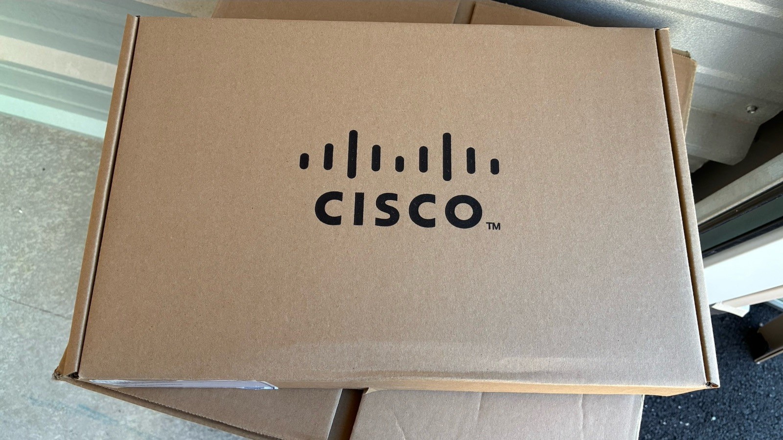 1 Cisco CP-DX80-VESA= DX80 VESA Adapter Wall Mount Kit New Genuine Cisco
