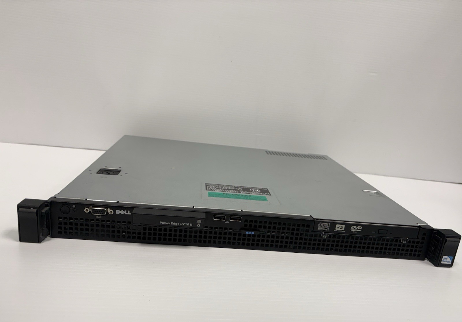 Dell PowerEdge R210 II Server  Pentium G620 2.60GHz | 8GB RAM 2x 1TB HDD 1U Rack