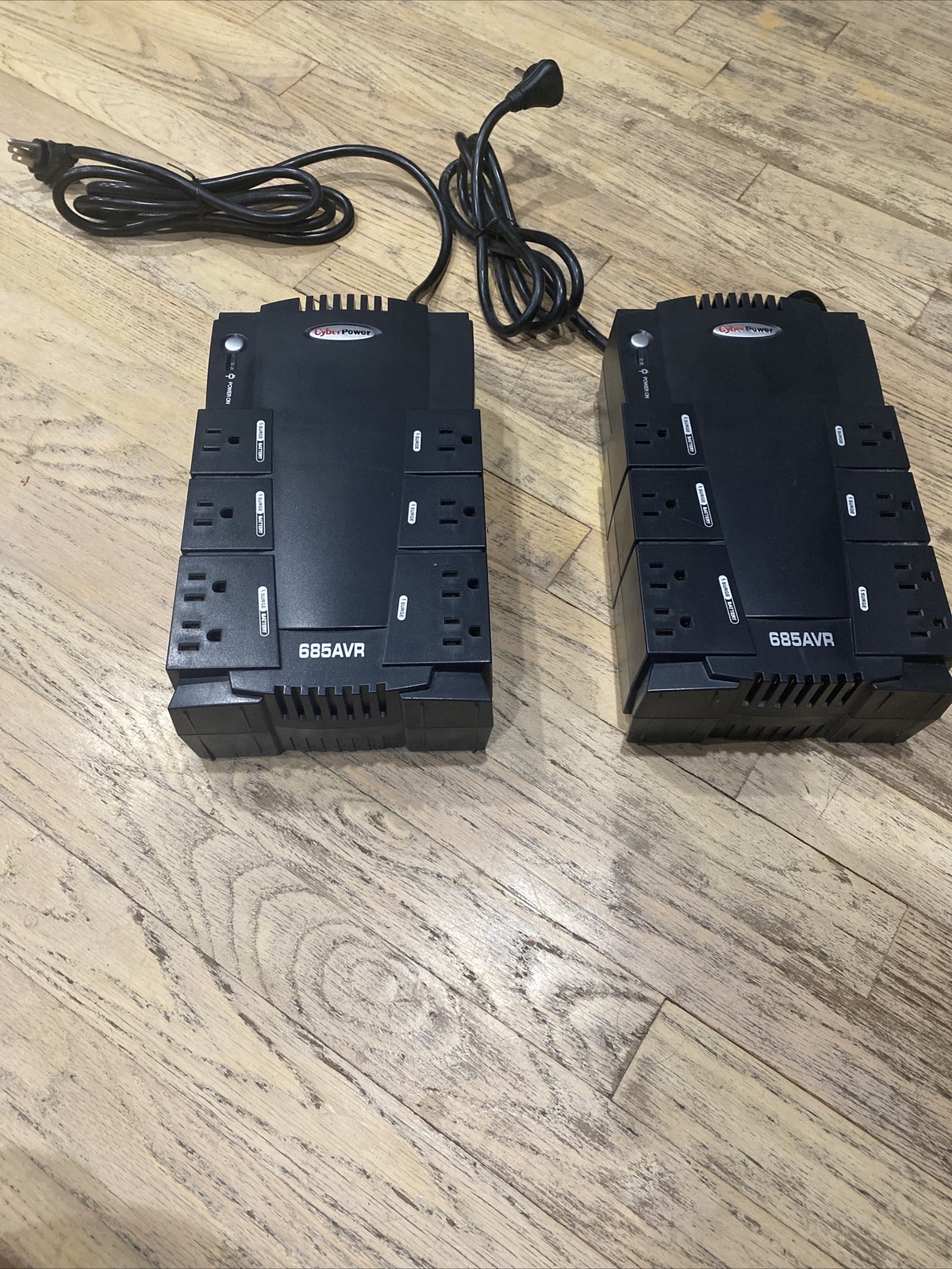 Cyber Power 685 AVR Computer Battery Power Back Up SURGE PROTECTOR (2) Total
