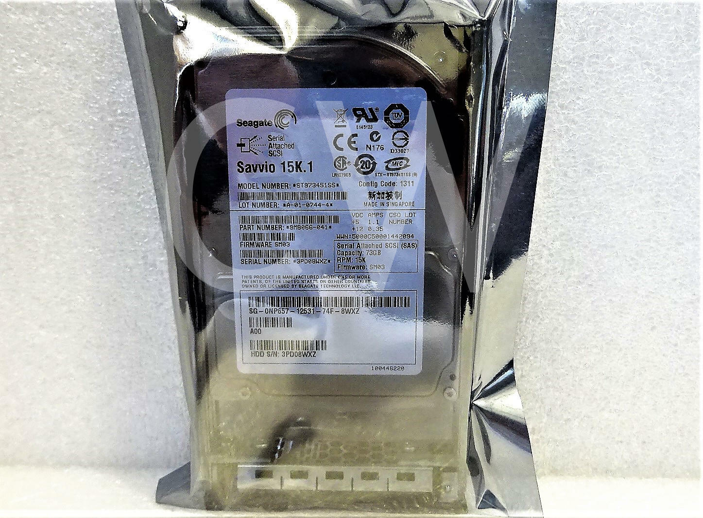 NP657 0NP657 DELL 73GB 15K RPM 3Gbps 16MB 2.5" SAS Hard Drive ST973451SS W/Caddy