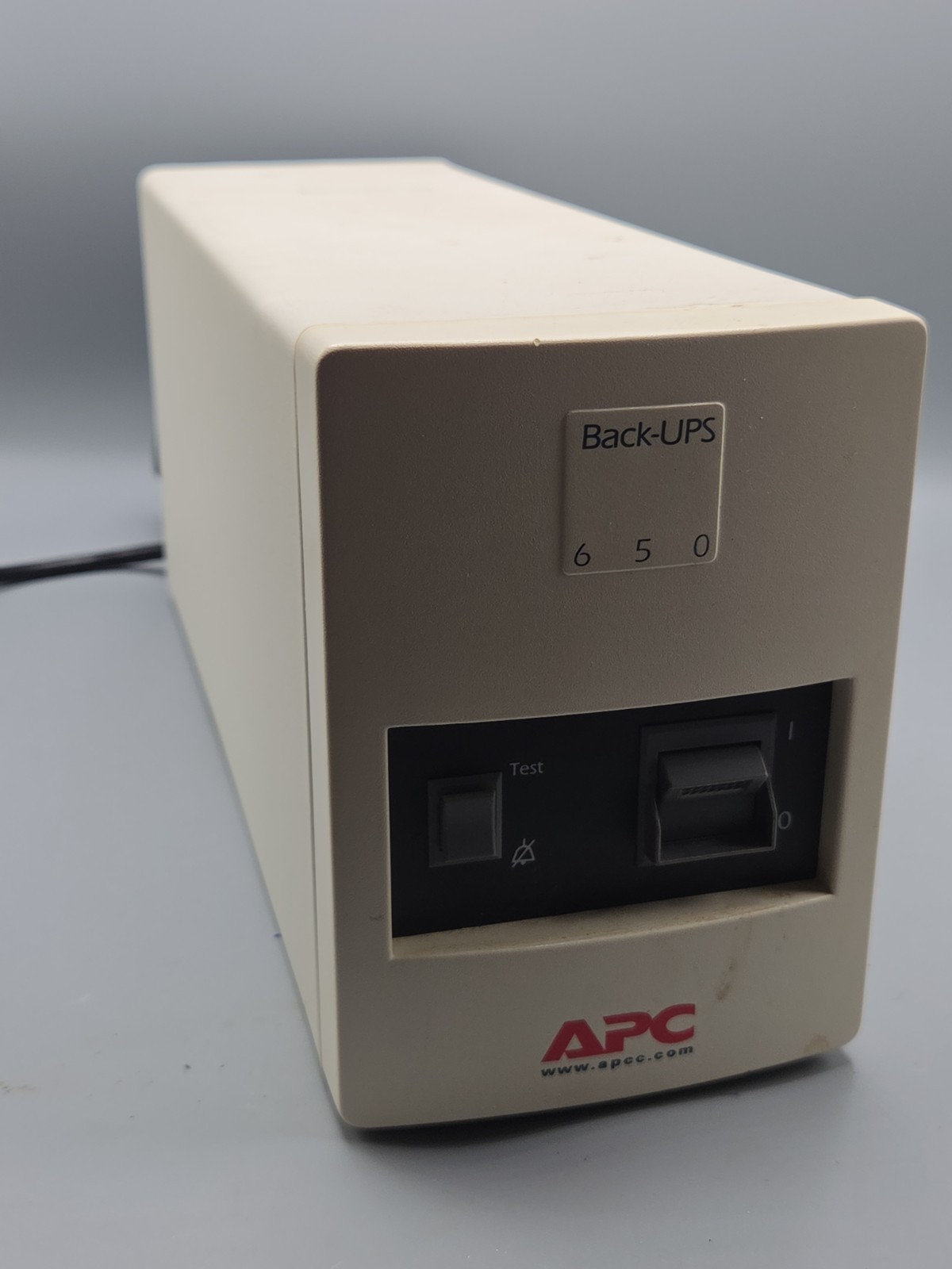 APC Back-UPS 650 BK650MC 6-Outlet Uninterruptible Power Supply No Battery Tested