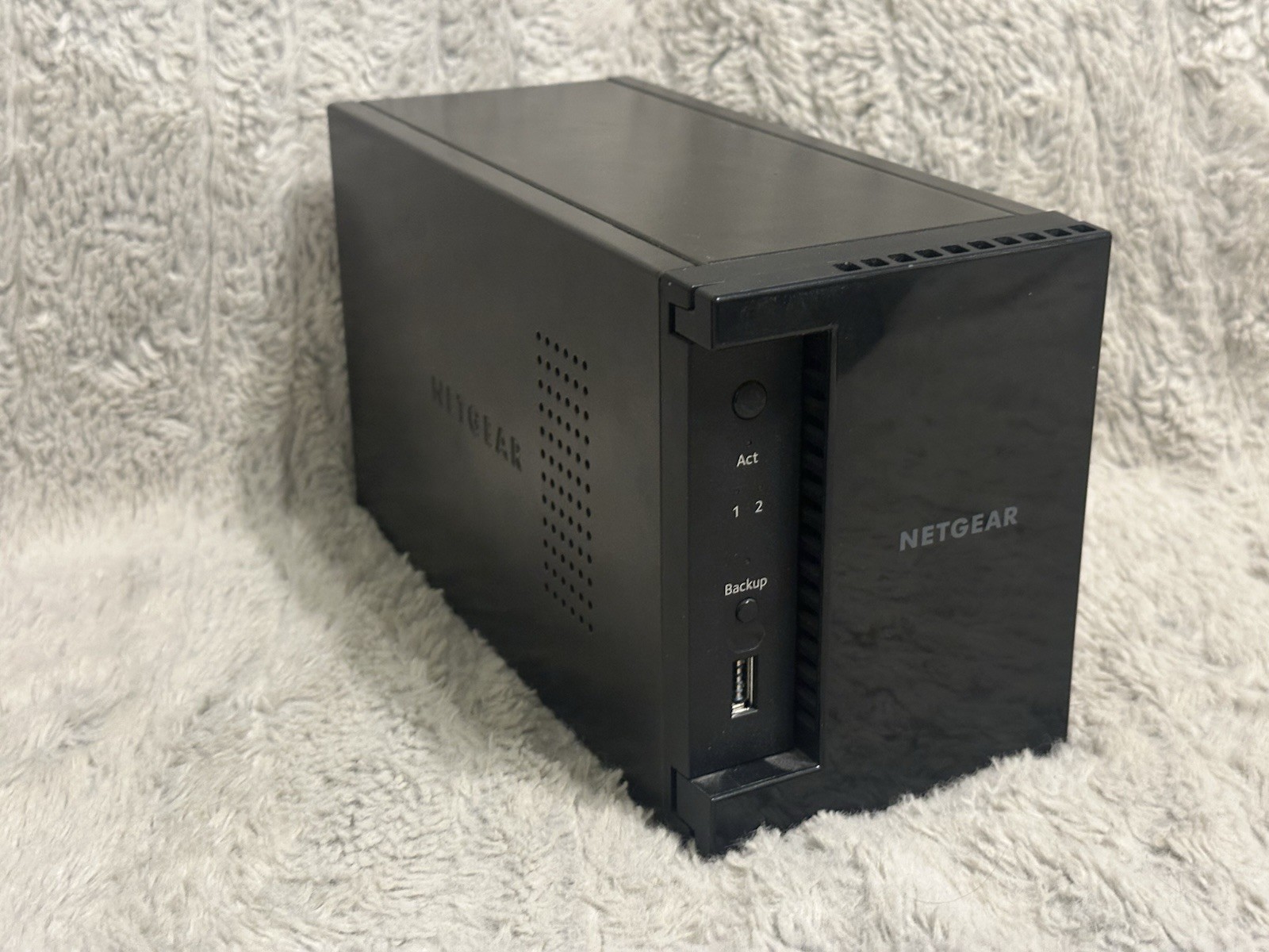 NETGEAR ReadyNAS RN21200 2‑Bay NAS W/ 2x 1TB Drives No Power Cord READ