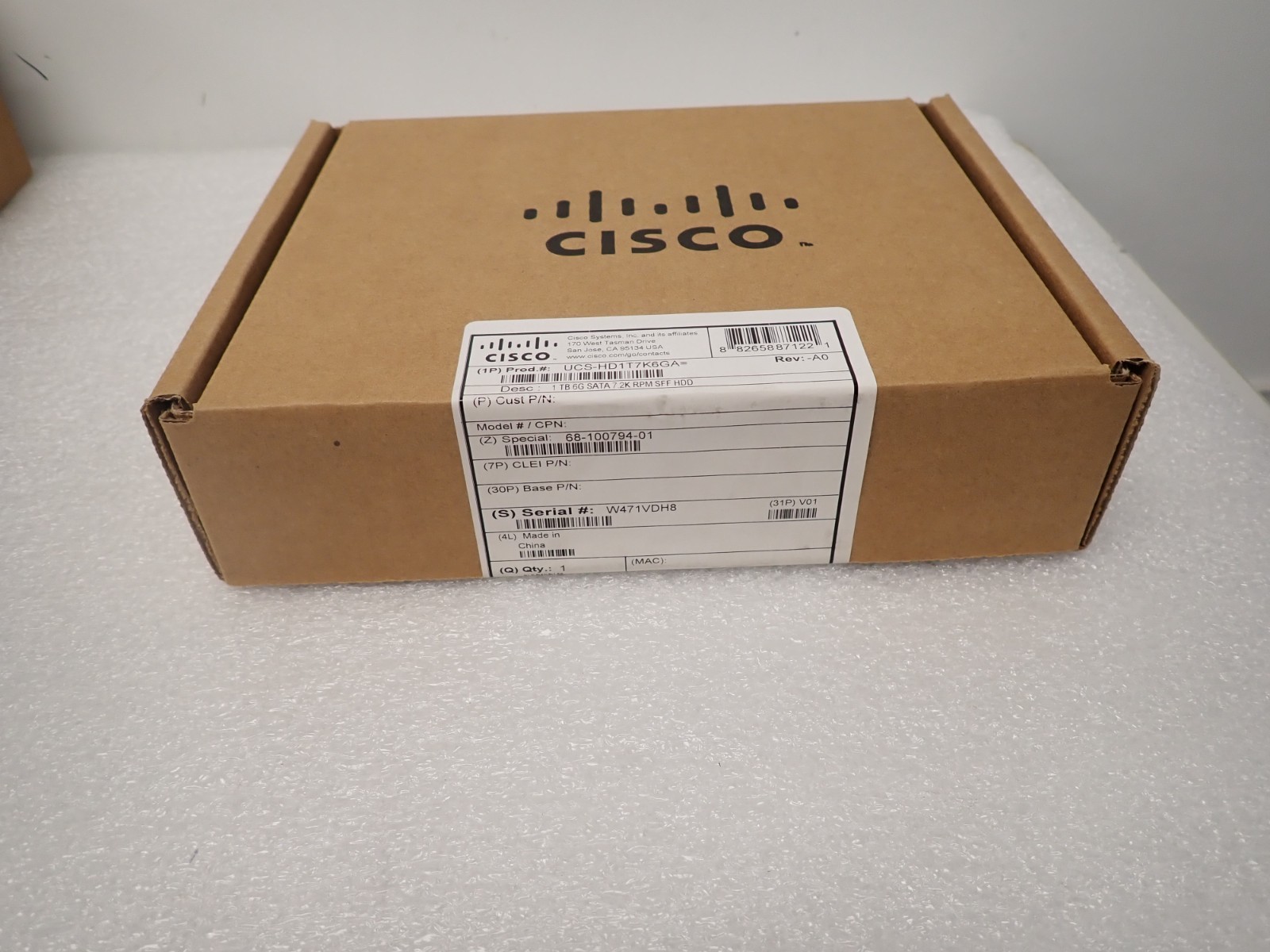 NEW GENUINE CISCO 1TB 2.5" 6GBPS SAS Server HDD / UCS-HD1T7K6GA