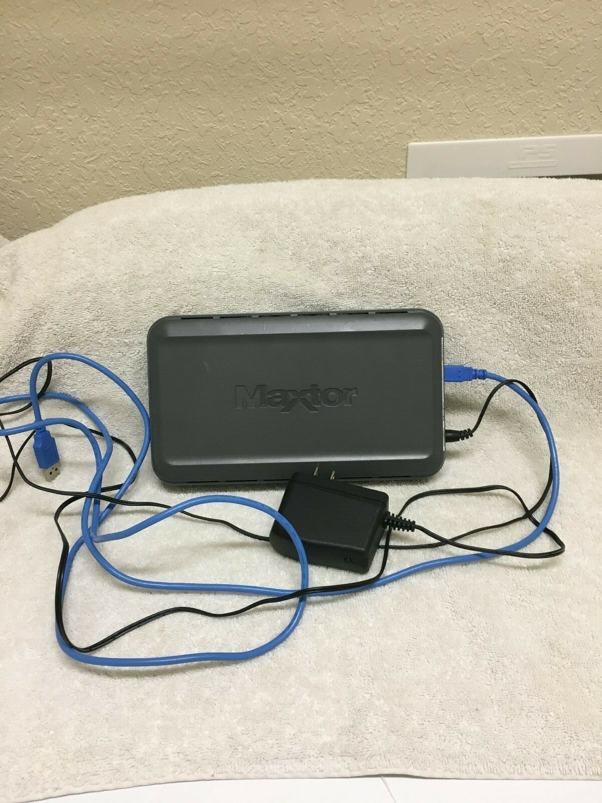 Maxtor Basics Personal Storage 3200 160 GB External Hard Drive w/Adapter & USB
