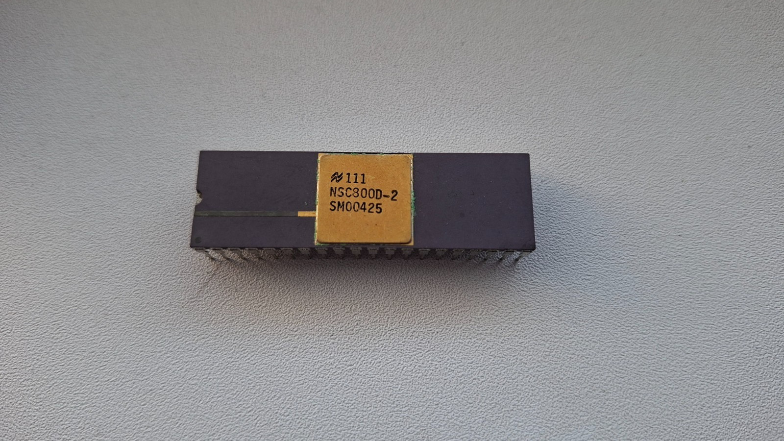 NSC800D Z80 compatible 8bit CPU rare 800D-2 version NS vintage CPU GOLD