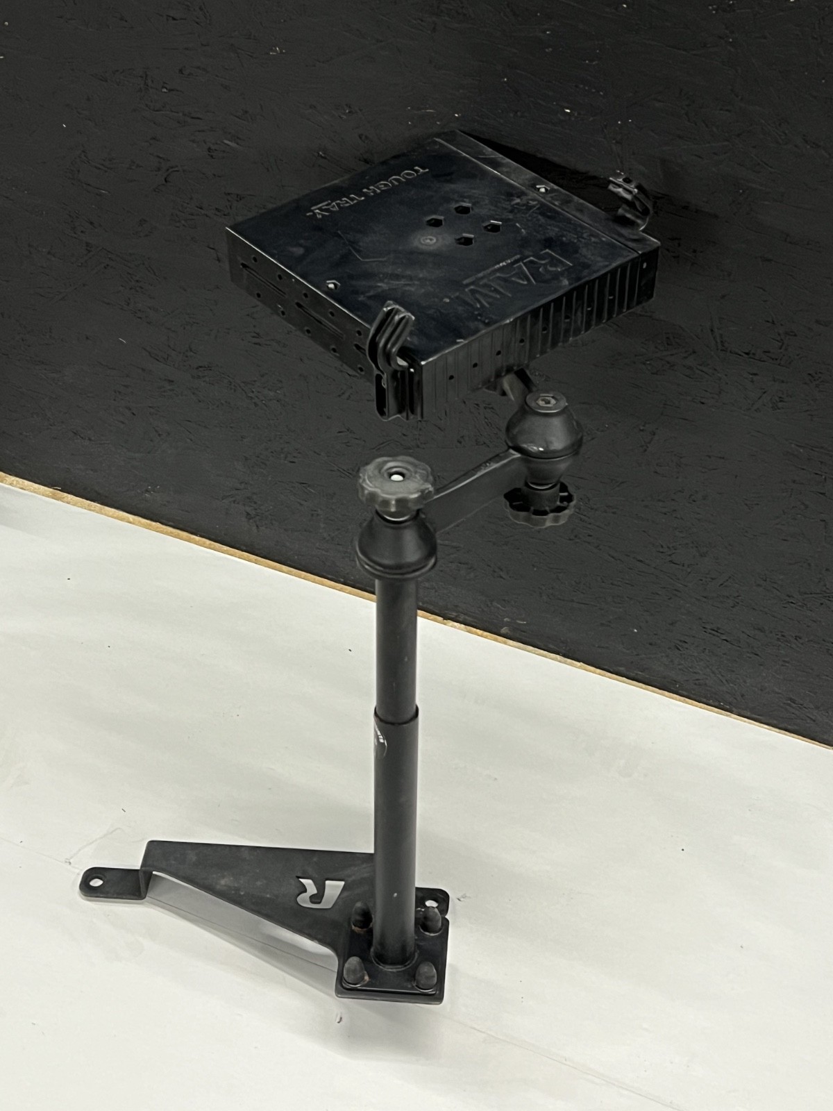 ✅Ram Tough Tray RPR-258HS Universal Adjustable Spring Loaded Laptop Holder w/Arm