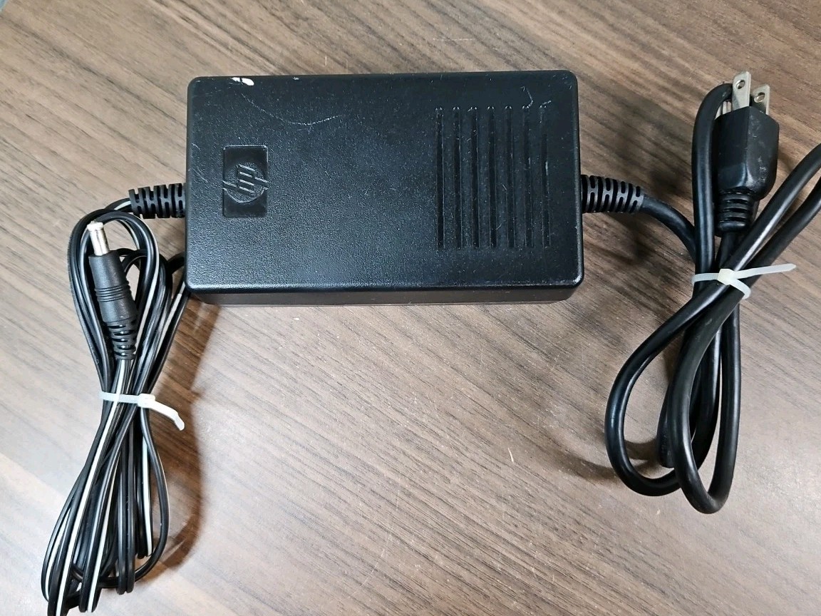 Hewlett Packard HP Genuine Inkjet Printer 0957-2145 Power Supply Adapter 32V OEM