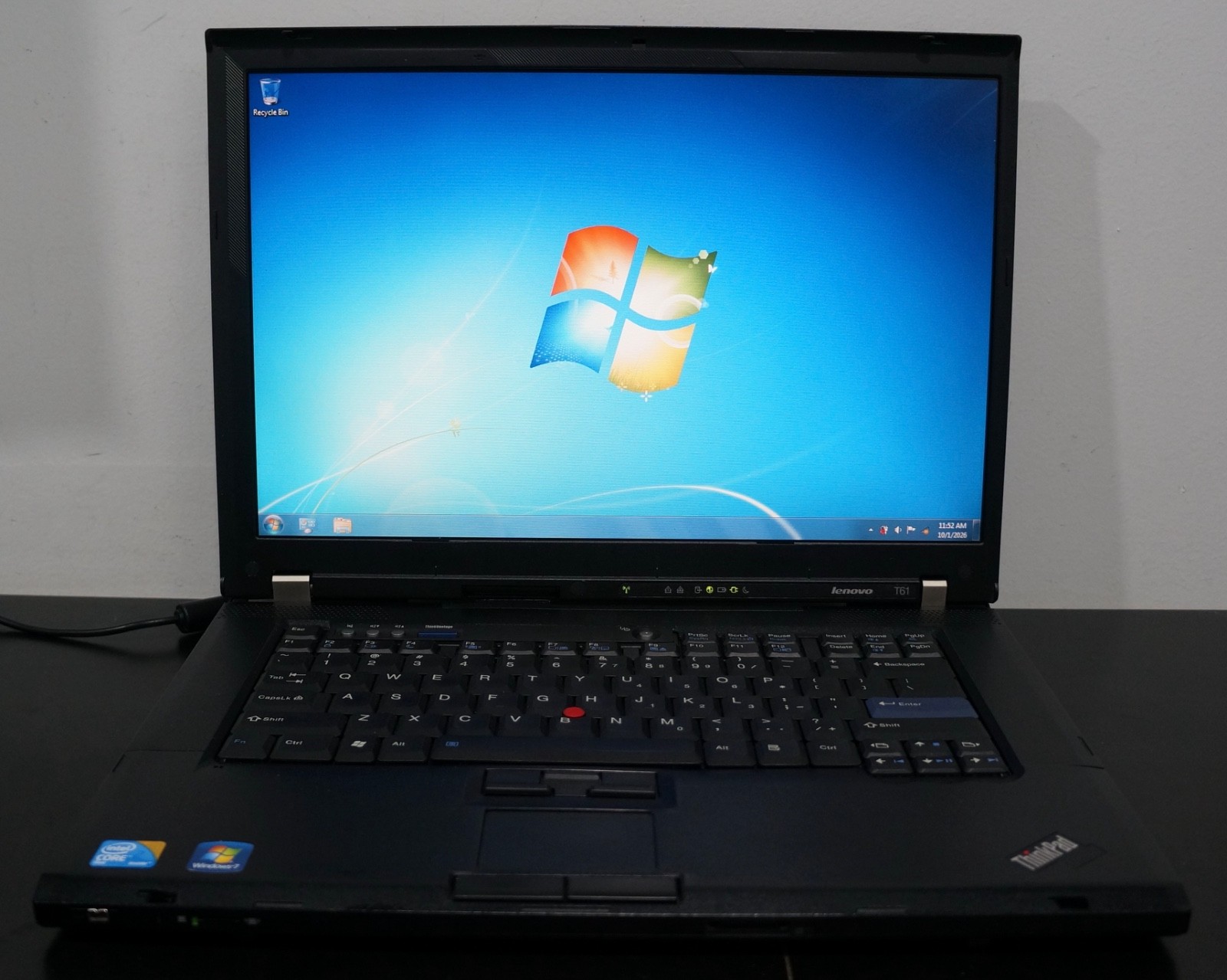 Lenovo ThinkPad T61 Intel Core 2 Duo T8300 2.40GHz 4GB 80GB 14" Laptop
