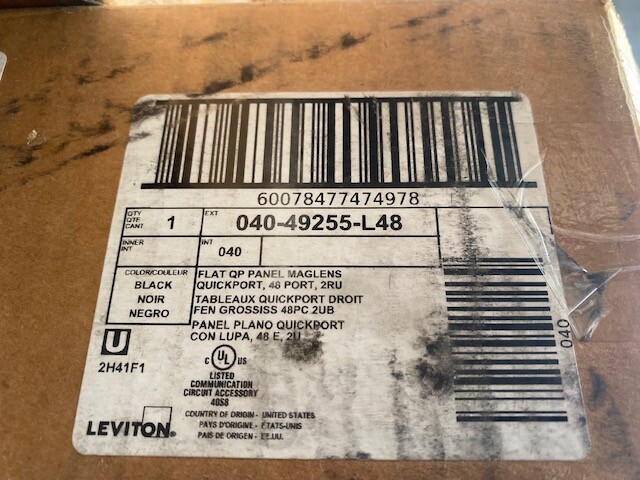 LEVITON | 49255-L48 QuickPort Patch Panel with Magnifying Lens Label Holder