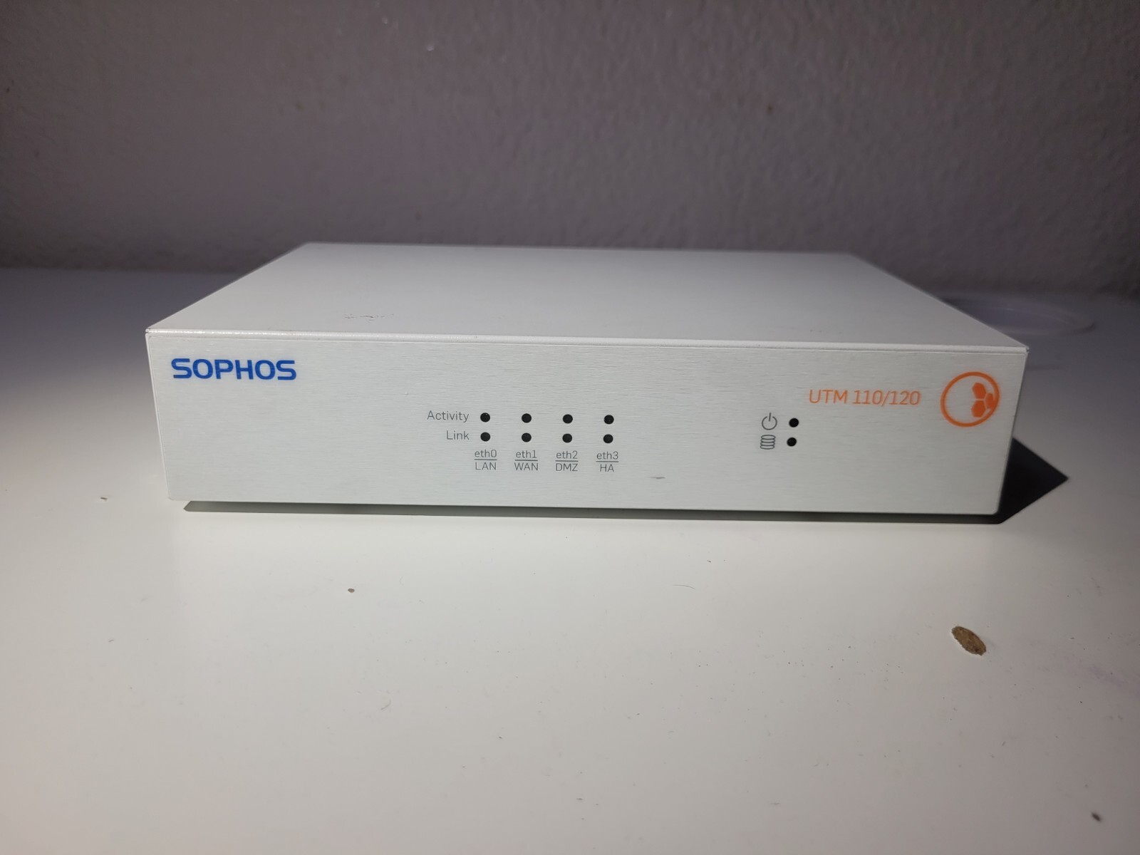 Sophos UTM 110/120 Rev.5 Network Firewall Unified Protection *NO ADAPTER*