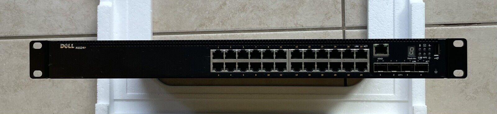 Dell EMC N1524P 24-Port 1GbE PoE+ Network Switch + Power Code + Tested