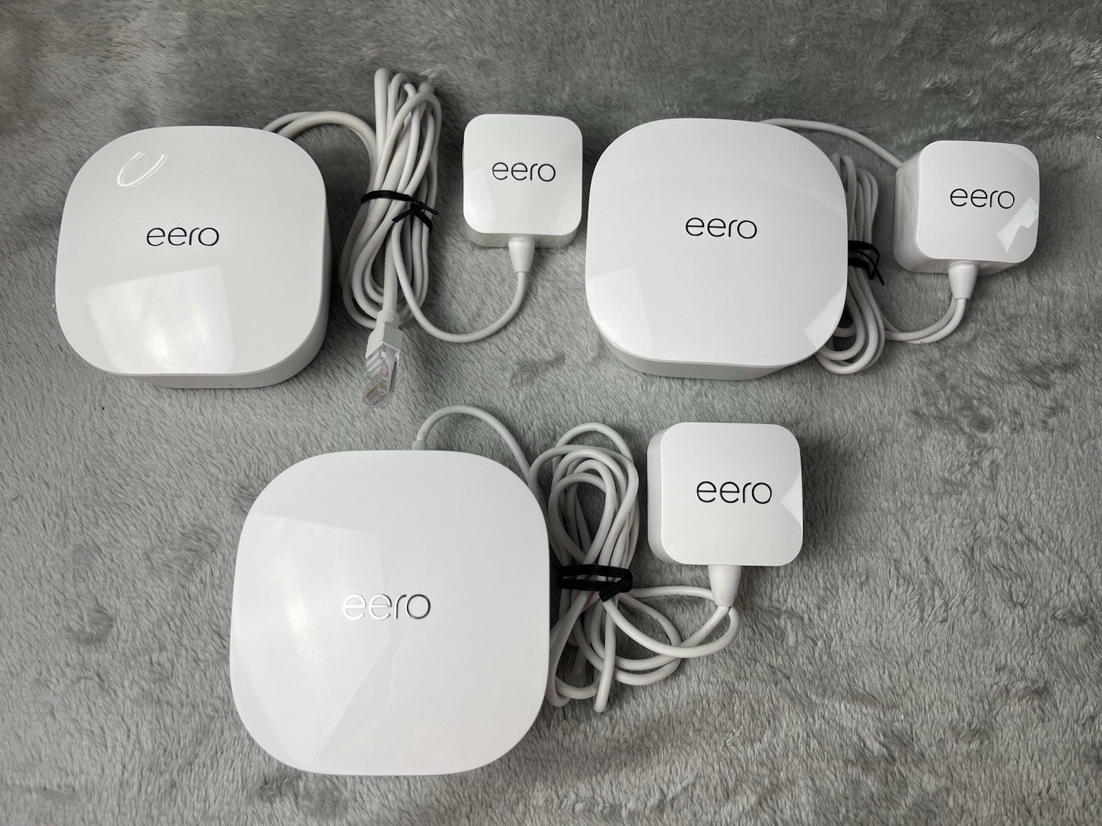 EERO Wifi Router J010001 Tri-Band Wi-Fi Mesh System - White (3 Pack)