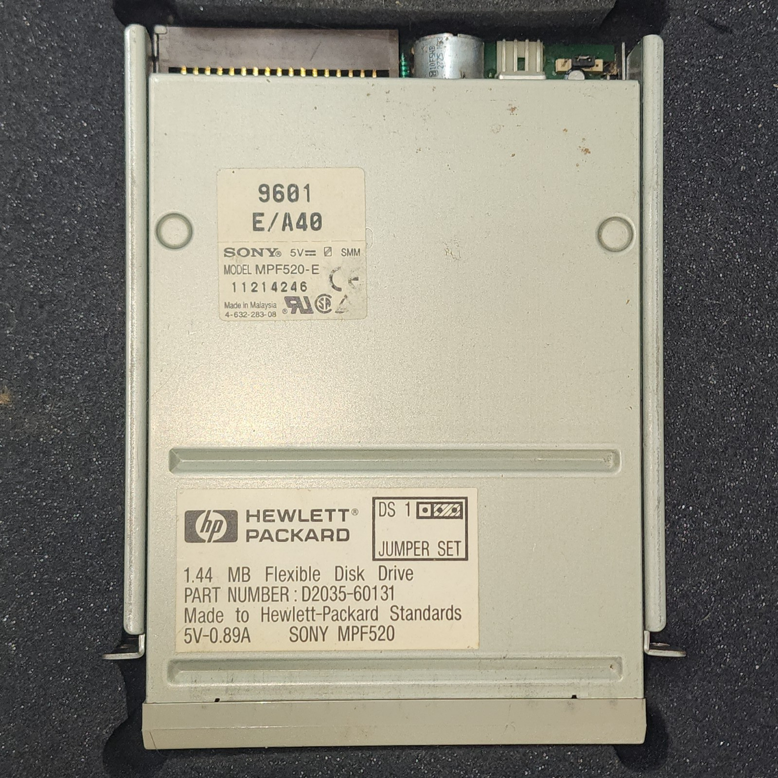 HP Sony MPF520-E 1.44MB 3.5" Internal Floppy Disk Drive D2035-60131 (70 chars)