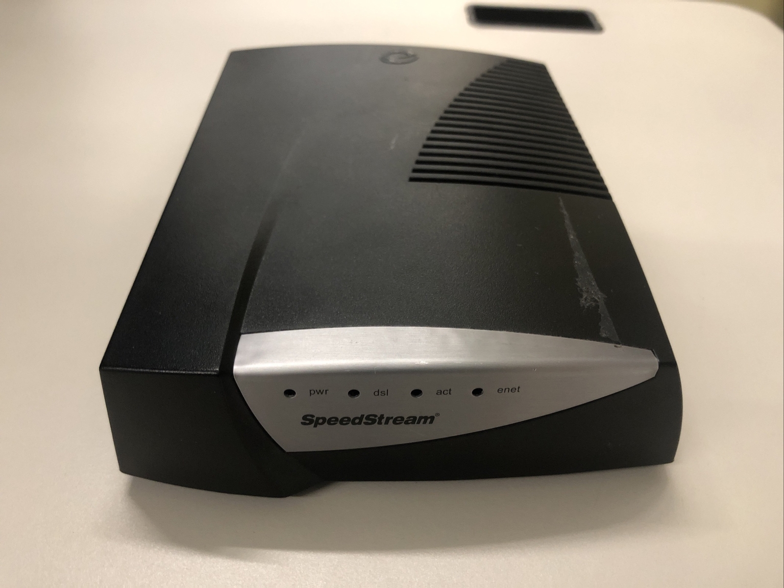 EFFICIENT NETWORKS SPEEDSTREAM 5360 ADSL MODEM NO AC ADAPTER - PREOWNED