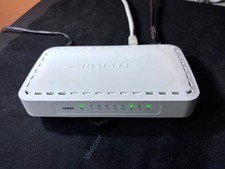NETGEAR 8 Port Gigabit Ethernet Switch GS-608v4 - White - Pre-owned and Working picture