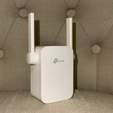 TP-Link Model TL-WA855RE 300Mbps Wi-Fi Range Extender picture
