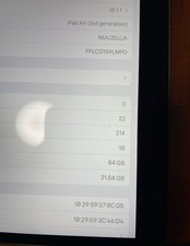 Apple iPad Air(3rd Gen) with Tik Tok app EXCELLENT condition picture