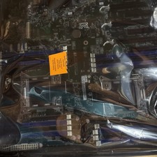 Intel W2600CR2, LGA 2011/Socket R Motherboard Server Board G49098-302 916028 HTV picture