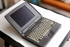 Compaq Contura 410 (Monochrome) Vintage Laptop For Parts/Repair/Y2K Prop/ Retro picture