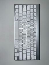 Apple A1314 Authentic Wireless Keyboard - White picture