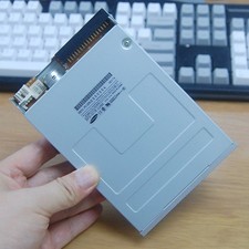 Samsung IDE 3.5 inch built-in floppy drive SFD-321B computer disk drive picture