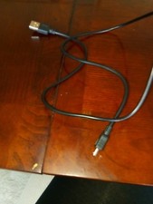 Black colored 2.0 USB cable picture