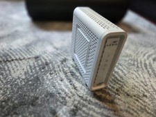 ARRIS SURFboard SB8200 DOCSIS 3.1 Cable Modem Gigabit Ethernet Xfinity Cox picture