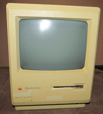 Vintage Apple Macintosh Plus 1 Mb. M0001A Computer picture
