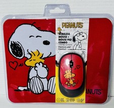 Peanuts Wireless Mouse + Mouse Pad Combo Snoopy Woodstock Red 1200 DPI picture