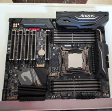 GIGABYTE X299 AORUS Gaming 9 ATX LGA2066 w/ Intel Core i9-7960X 16C picture