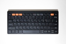 SAMSUNG Smart Bluetooth Wireless Keyboard Trio 500 EJ-B3400 / Express picture