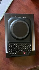 Clicks Power Keyboard - Bluetooth Keyboard with built-in power picture