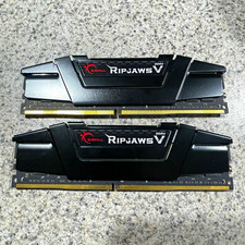 G.SKILL Ripjaws V 32GB (2x16GB) DDR4-3200 DIMM Intel XMP 2.0 F4-3200C16D-32GVK picture