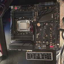 ASUS ROG Rampage IV Black Edition + i7-4960X + OC Panel 5.25