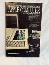 Using AppleWorks 2nd Edition QUE Version 2 Vintage Apple II Reference Book picture
