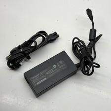 Targus APA90US Universal 90W Laptop Power Adapter Charger 19.5V 4.62A picture