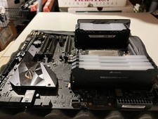 AMD YD190XA8AEWOF 4GHz 240V Ryzen Threadripper 1900X Processor picture