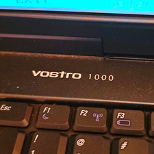 Dell Vostro 1000 15.4