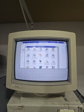 Compaq Prolinea 4/25 S Desktop Computer with 3.5-inch Floppy Drive picture