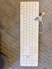 Macally SlimKeyPro Wired USB Mac Keyboard White – Missing Numpad 4 picture