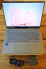 ASUS Zenbook S14 OLED 14