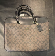 Coach Signature Padded 15