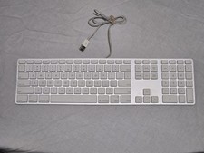 Apple A1243 Aluminum Wired USB Keyboard MB110LL/A TESTED picture