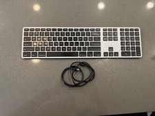 MATIAS Backlit Wireless Aluminum Keyboard - Silver/Black FK418BTLSB picture