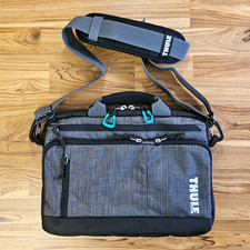 Thule Stravan Deluxe Padded Laptop Messenger Bag, MacBook Carrier picture
