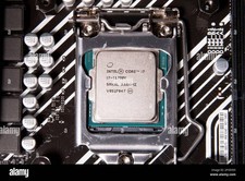 Intel Core i7-11700F SRKNR 2.5GHz 8-Core 16MB CPU Processor Socket LGA1200 picture