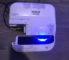 Epson BrightLink 585Wi Interactive Ultra Short Throw WXGA Projector used tested picture