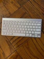Genuine Apple Mac Wireless Keyboard A1314 Perfect Working Order picture