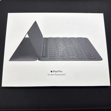 Apple Smart Keyboard - iPad Pro 10.5, Air 3rd 10.5, iPad 10.2 7/8/9th Gen - NEW picture