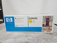 HP 122A Yellow Toner Cartridge LaserJet 2550 (Q3962A) Damaged Box But SEALED picture